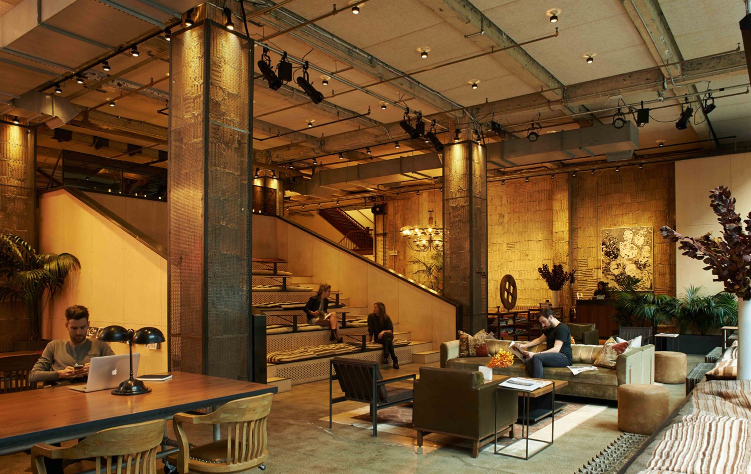 Crays arrival lounge