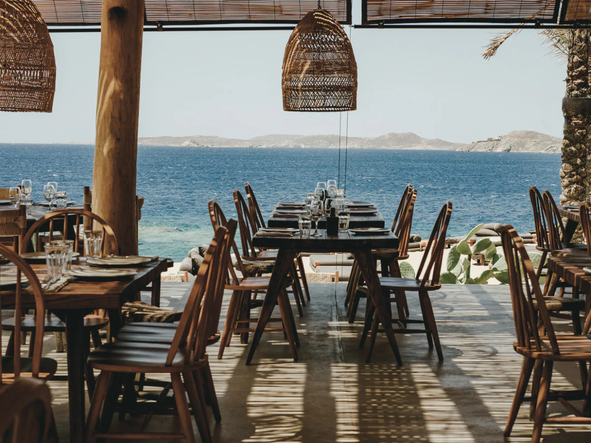 Seaside restaurant table facing the ocean